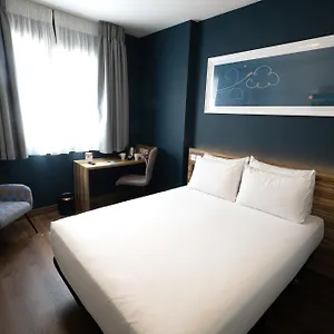 Travelodge Metropolitano Hotel Madrid