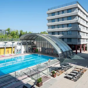 Airport Suites, Affiliated By Melia Aparthotel Madrid